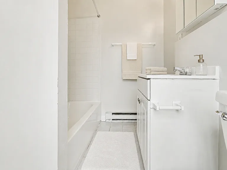 117 West Saratoga Street — Photo 16