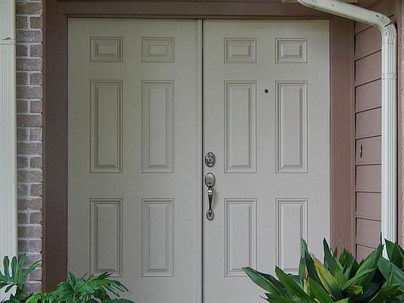 New paint on front doors