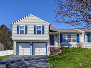 112 Birch St, Denver, PA 17517