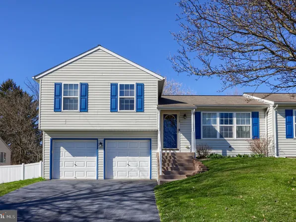 112 Birch St, Denver, PA 17517