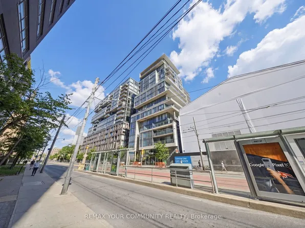 95 Bathurst St #1307, Toronto, ON M5V 0H7