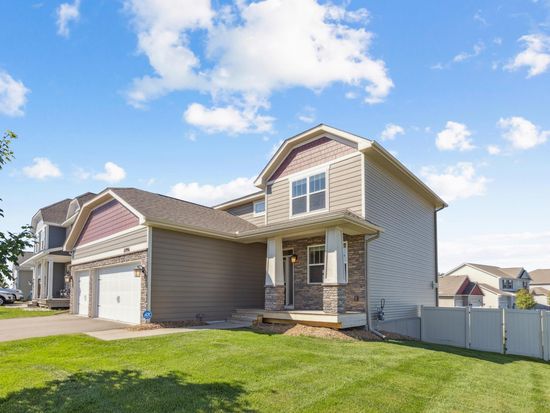 18996 Ivanhoe St NW, Elk River, MN 55330
