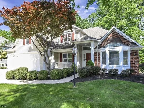 431 Avon Point Ave, Avon Lake, OH 44012