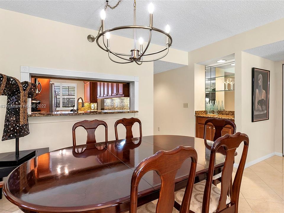 Pinecrest Condominiums Jupiter, FL Zillow