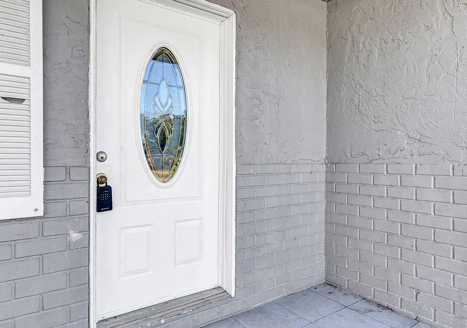 Corner lot in Davenport with Florida room — Photo 3