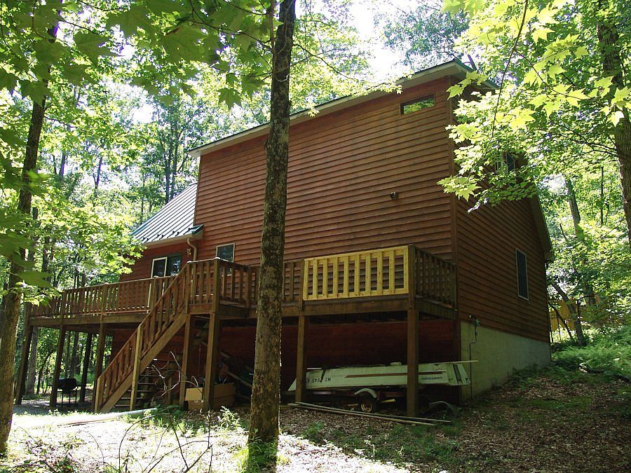 2nd image of 249 Hemlock Cir
