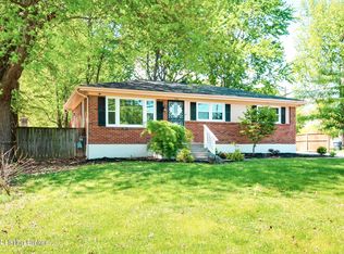 902 Mount Holly Rd, Fairdale, KY 40118