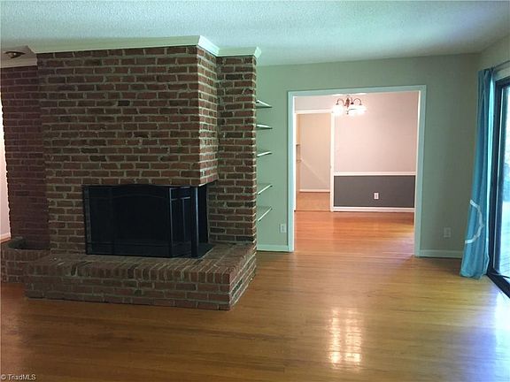 3rd image of 2701 Tillbrook Pl