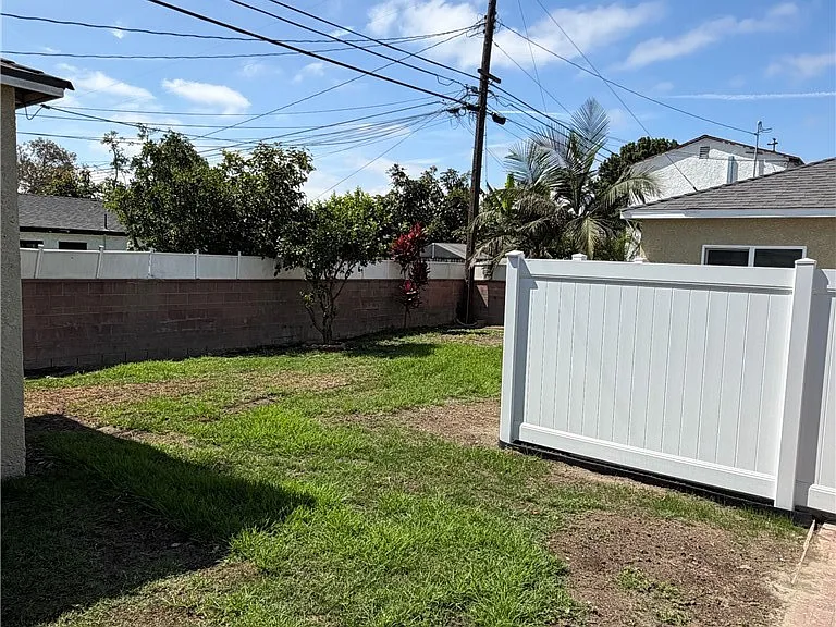 8602 Springer St — Photo 20