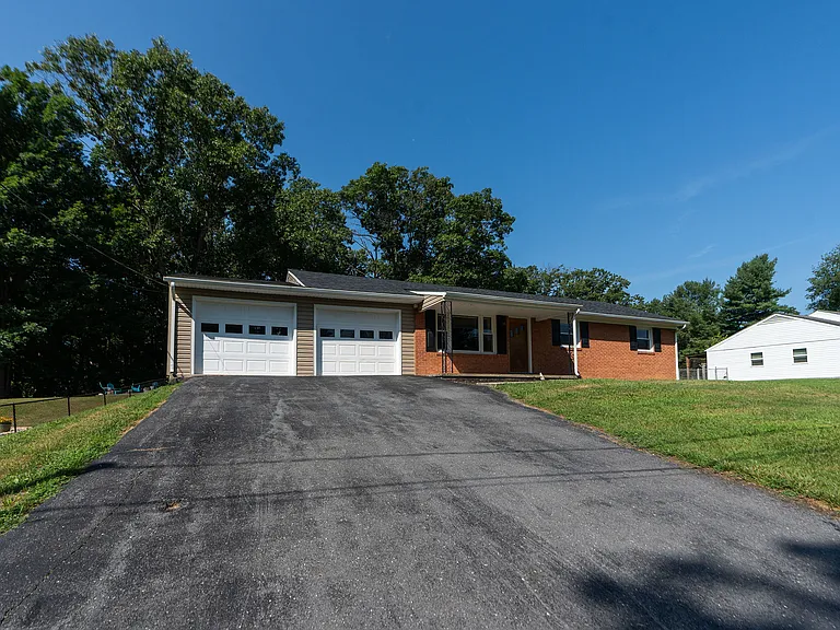 81 Sandy Ridge Rd — Photo 20