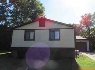 302 Golden Rod Ct, Bridgeville, PA 15017