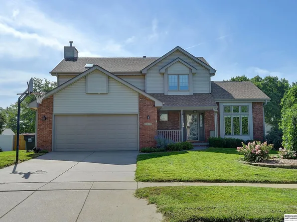 5018 Constitution Ave, Lincoln, NE 68521