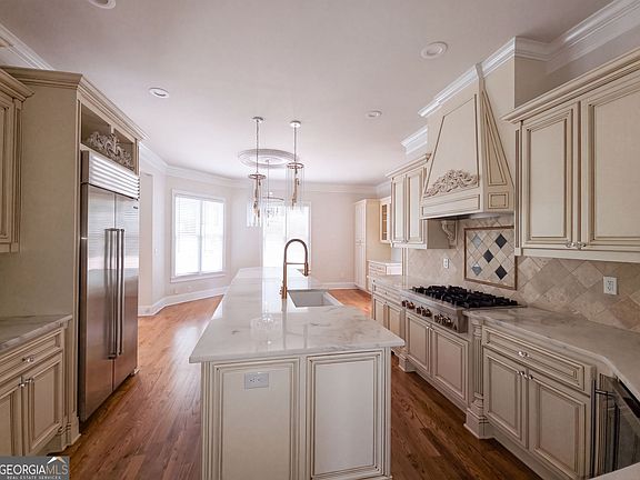 2nd image of 2711 Wildflower Way