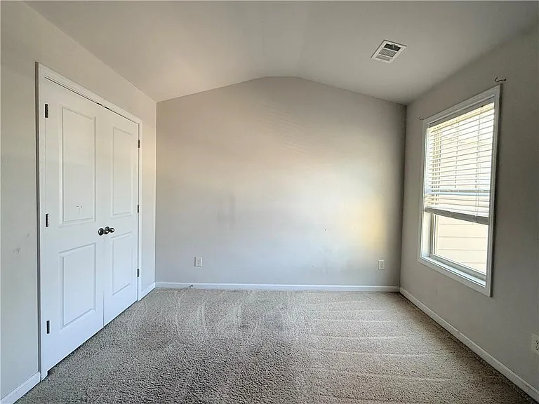 1033 Haley Woods Ln — Photo 22