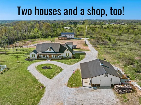 717 Evening Star Rd, Bentonville, AR 72713
