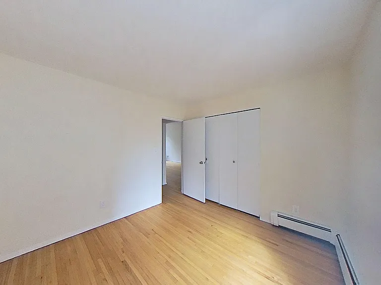 365 W 52nd St #4F — Photo 10