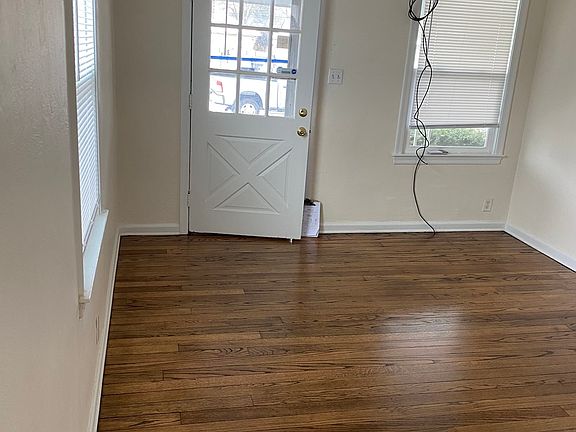 4th image of 1444 N Denny St