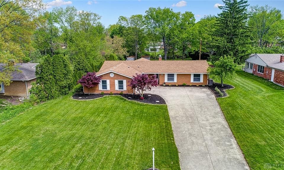 1st image of 56 Williamsburg Ln