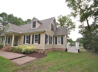 644 Greenfield Point Dr, Reedville, VA 22539