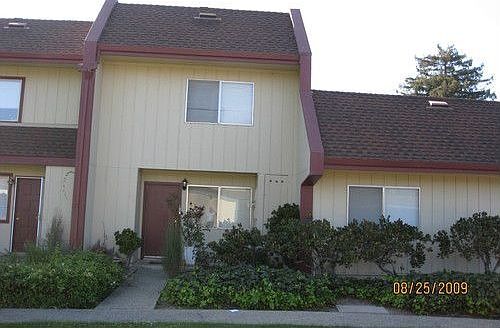 1st image of 180 Harbor Oaks Cir
