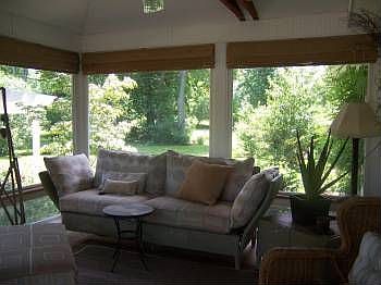 4th image of 1082 Linden Dr