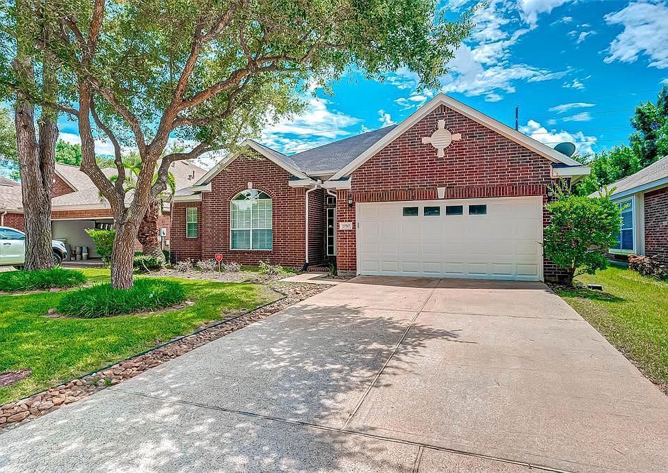 1st image of 23767 River Place Dr