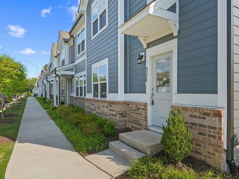321 Parker Station Ave — Photo 3