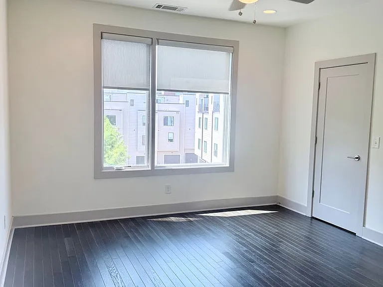 1117 Summit Ave — Photo 28