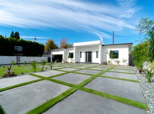 23143 Leonardo Dr, Woodland Hills, CA 91367