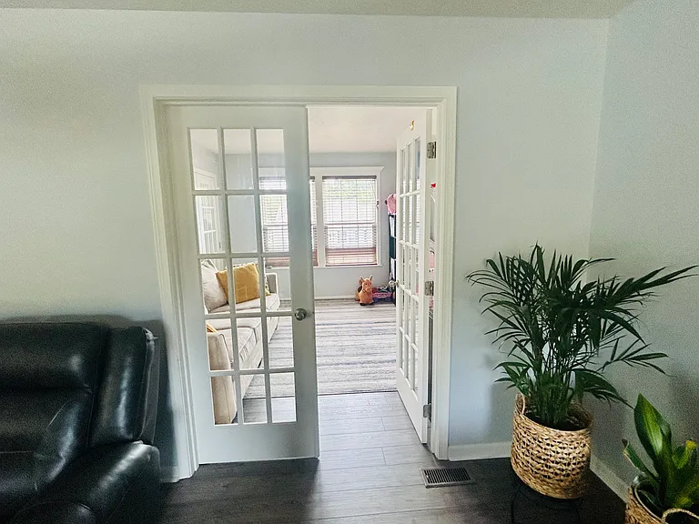 1060 Granite Dr — Photo 14