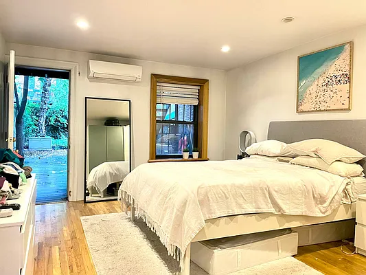 Rented by Corcoran | media 16