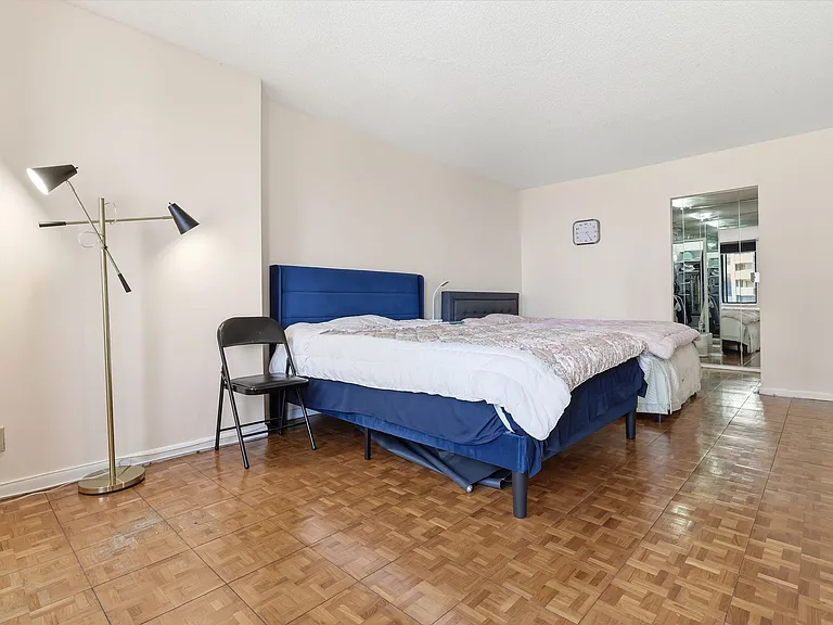 200 Winston Dr #720 — Photo 26