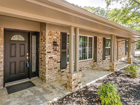 4th image of 2075 Mary Ann Ln