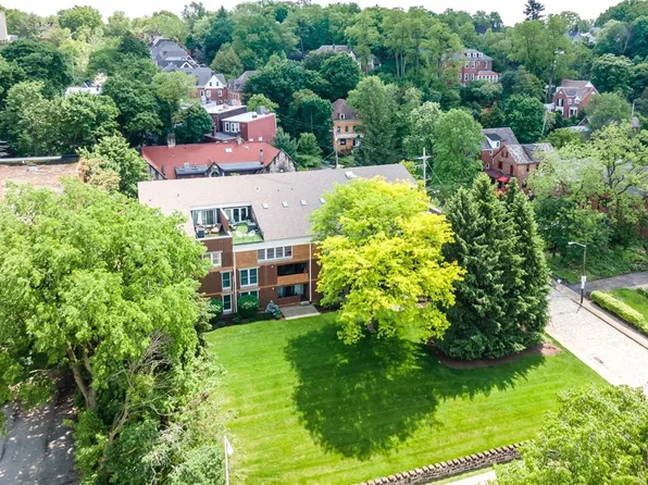 5742 5th Ave APT 202, Pittsburgh, PA 15232