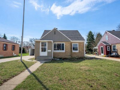 1425 E Van Beck AVENUE, Milwaukee, WI, 53207