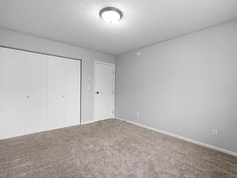 1173 Landeco Ln #209 — Photo 7