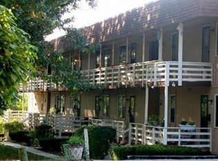 Corby Grove Apartments, Saint Joseph, MO 64506