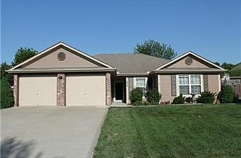 1st image of 805 SW Lakeview Dr