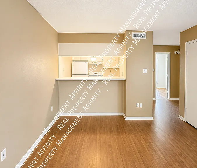 6695 Whispering Oak Pl #3 — Photo 3