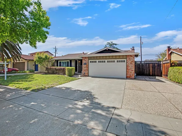 1215 Greenmoor Dr, San Jose, CA 95118