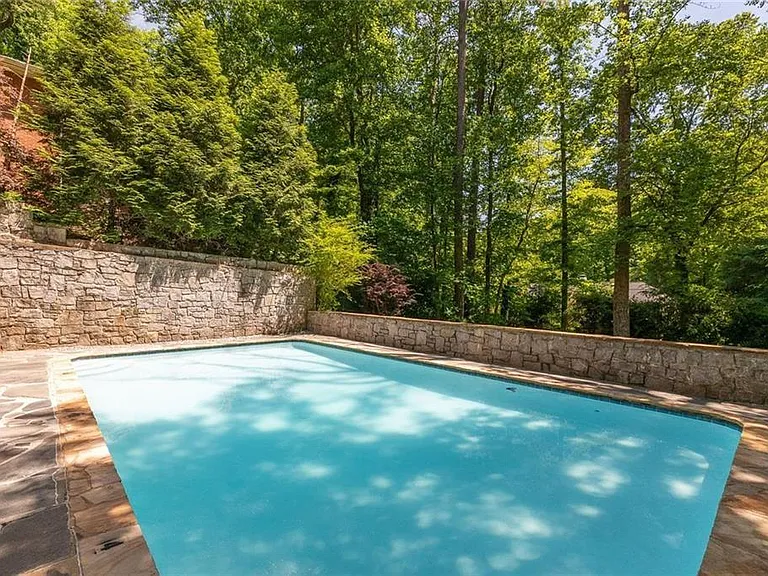 445 Forest Hills Dr — Photo 32