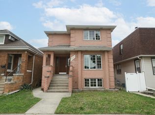5352 N Neva Ave, Chicago, IL 60656