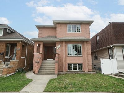5352 N Neva Ave, Chicago, IL, 60656