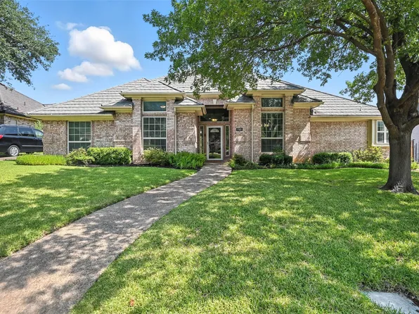 720 Herman Dr, Hurst, TX 76054