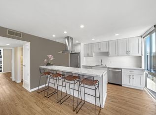 430 Seaward Rd, Corona Del Mar, CA 92625