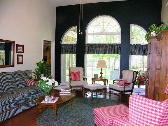 4th image of 206 Southern Trace Dr
