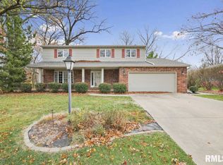 710 W Scottwood Dr, Peoria, IL 61615