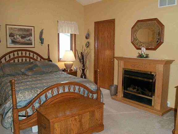 4th image of 511 Meadow Wood Ct