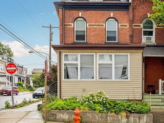 3rd image of 100 W Mount Airy Ave