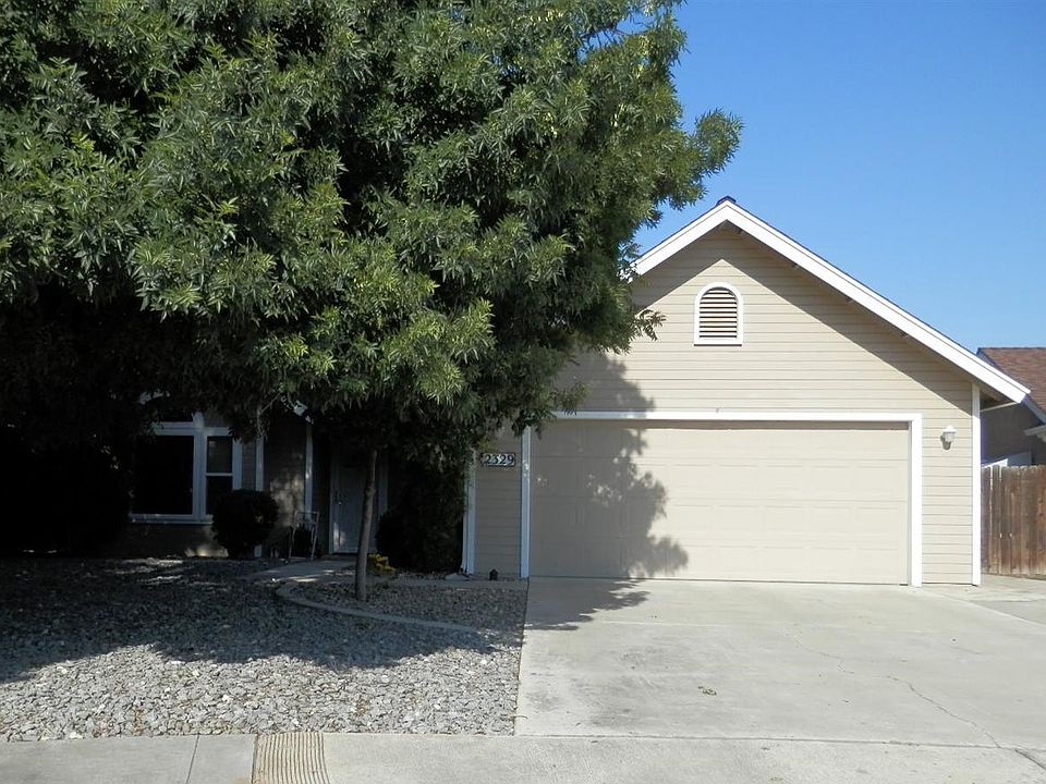 1st image of 2329 Ashwood Ct